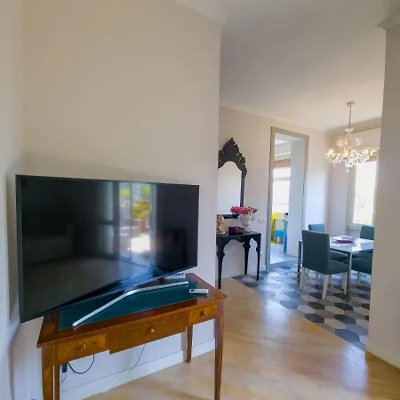 Attico Aurelio Tatil Evi